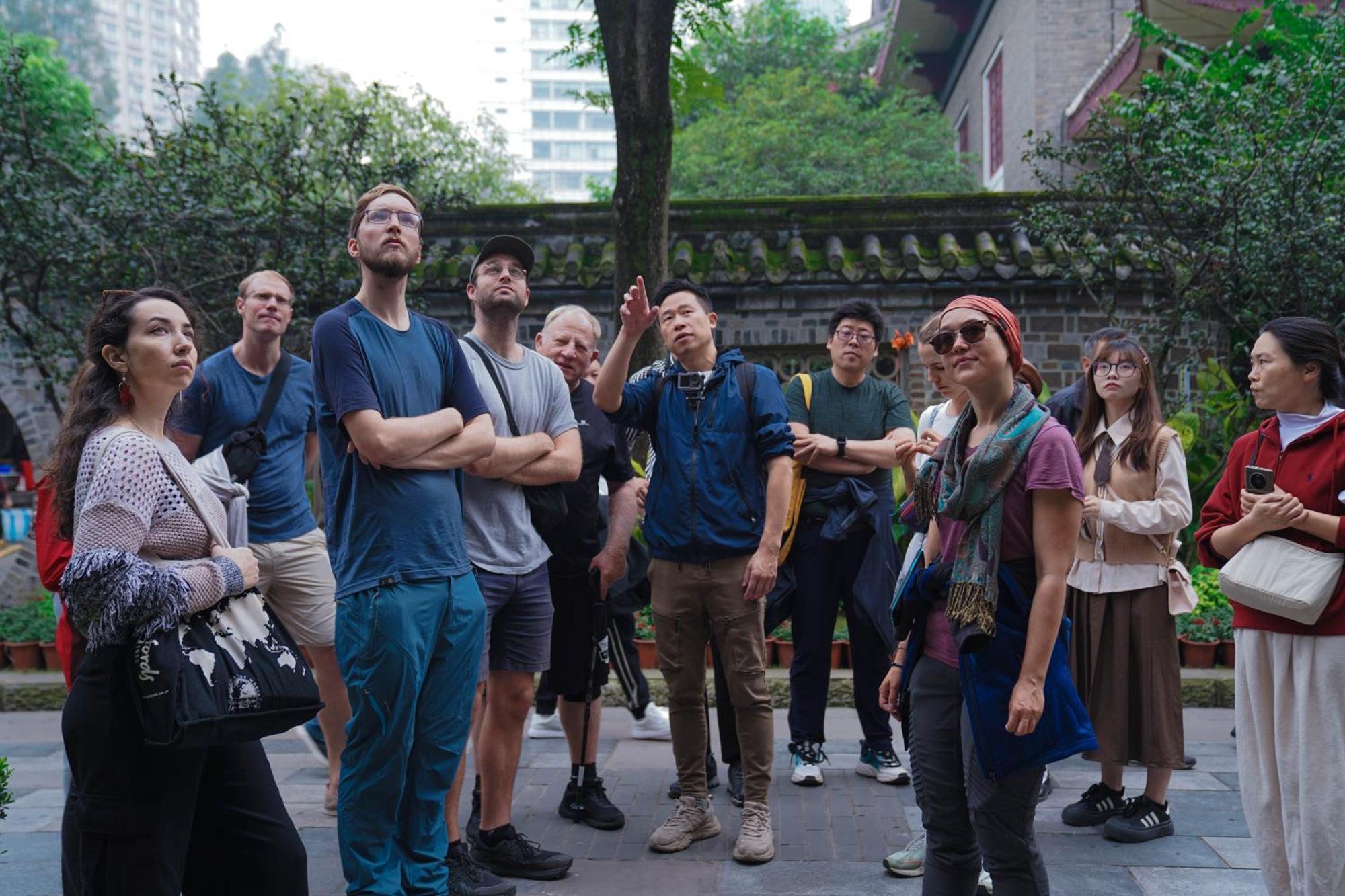 Chengdu Mix Hostel Courtyard Poshpacker Екстериор снимка