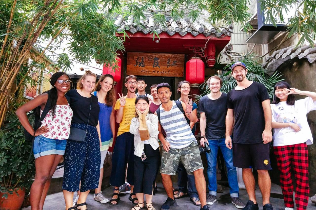 Chengdu Mix Hostel Courtyard Poshpacker Екстериор снимка